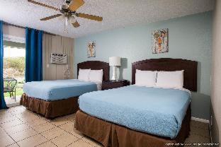 Deluxe Suite with Sea View interior
